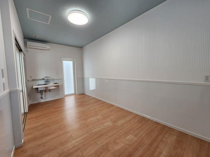 House in 7 Jōdōri, Asahikawa – photo 17 of 32 – Asahikawa, Asahikawa, Hokkaido, Japan