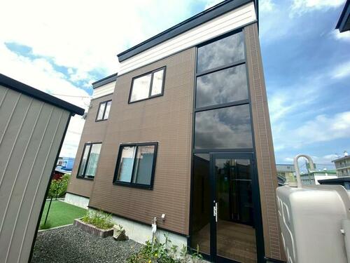 House in Asahimachi, Kamifurano – photo 3 of 17 – Kamifurano, Furano Basin, Hokkaido, Japan