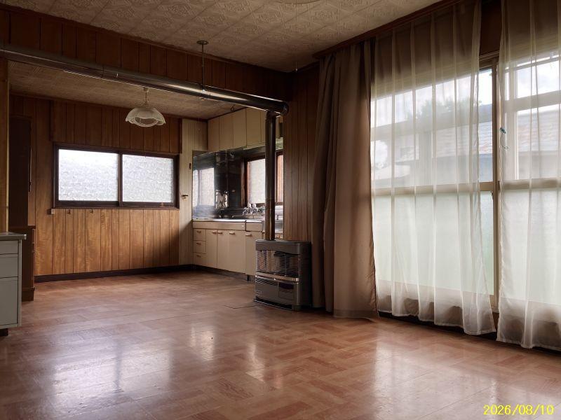 House in Bibaushikita, Biei – photo 6 of 27 – Biei, Daisetsuzan Foothills, Hokkaido, Japan