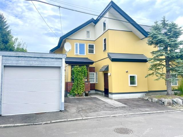 House in Chūwa, Asahikawa – Asahikawa, Asahikawa, Hokkaido, Japan