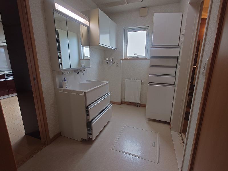 House in Ebeotsucho, Takikawa – photo 15 of 30 – Takikawa, Central Rice Belt, Hokkaido, Japan