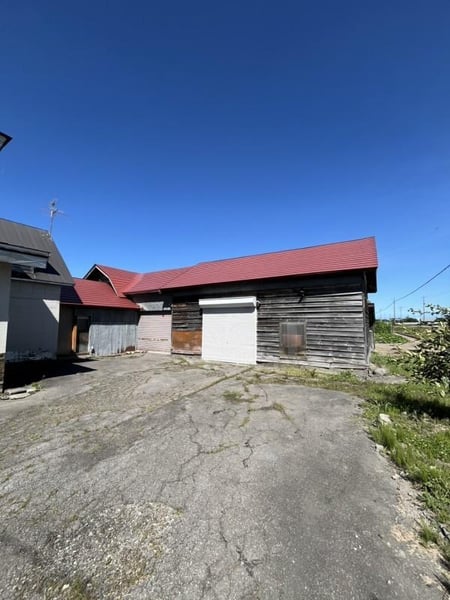 House in Higashikagura – photo 17 of 21 – Higashikagura, Daisetsuzan Foothills, Hokkaido, Japan