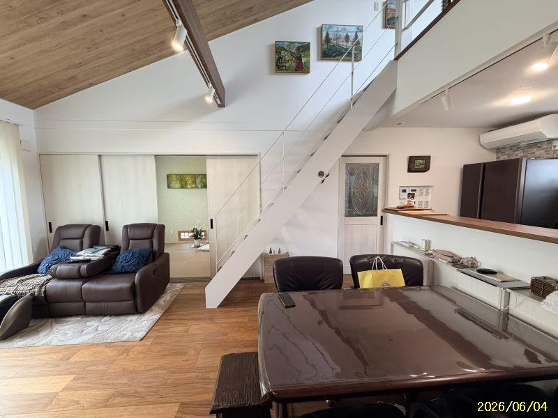 House in Higashimachi, Biei – photo 20 of 31 – Biei, Daisetsuzan Foothills, Hokkaido, Japan