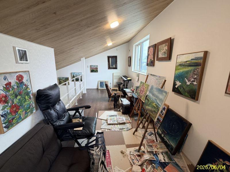 House in Higashimachi, Biei – photo 24 of 31 – Biei, Daisetsuzan Foothills, Hokkaido, Japan