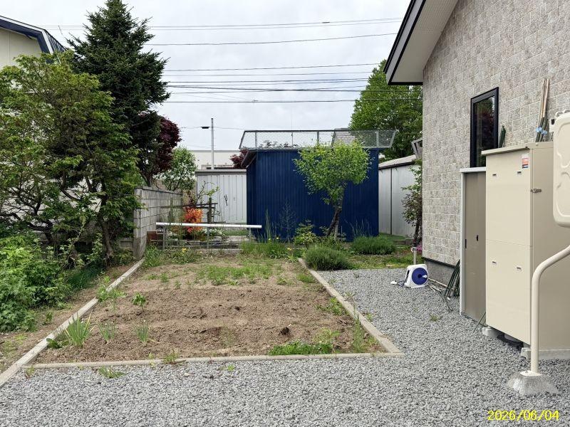 House in Higashimachi, Biei – photo 29 of 31 – Biei, Daisetsuzan Foothills, Hokkaido, Japan