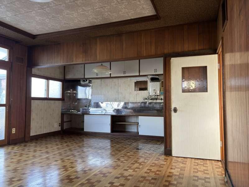 House in Higashitakasu, Asahikawa – photo 7 of 13 – Asahikawa, Asahikawa, Hokkaido, Japan