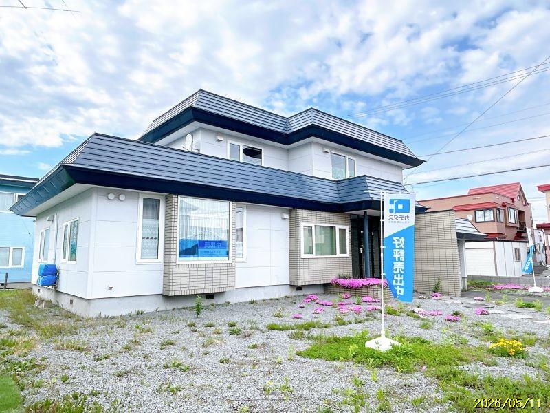 House in Hijirino Kita, Higashikagura – Higashikagura, Daisetsuzan Foothills, Hokkaido, Japan