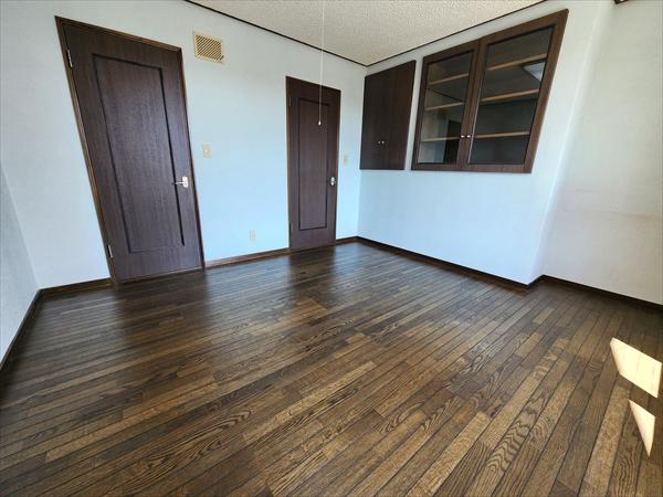 House in Hijirino Kita, Higashikagura – photo 13 of 27 – Higashikagura, Daisetsuzan Foothills, Hokkaido, Japan