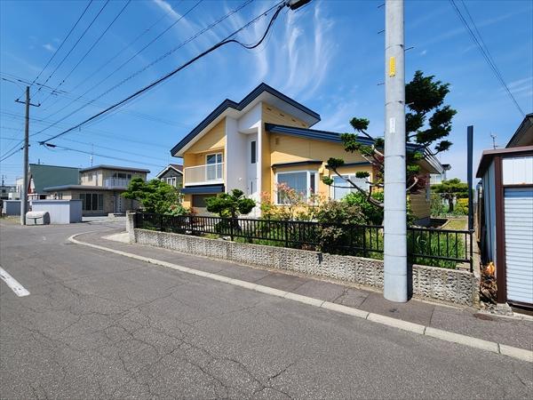 House in Hijirino Kita, Higashikagura – photo 24 of 27 – Higashikagura, Daisetsuzan Foothills, Hokkaido, Japan