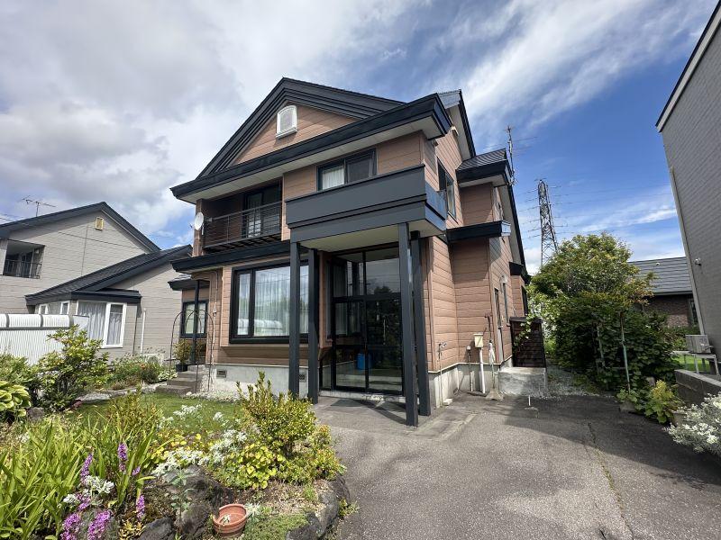 House in Hijirino Kita, Higashikagura – Higashikagura, Daisetsuzan Foothills, Hokkaido, Japan