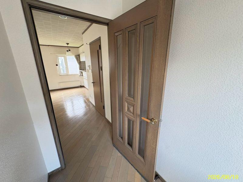 House in Hijirino Minami, Higashikagura – photo 3 of 26 – Higashikagura, Daisetsuzan Foothills, Hokkaido, Japan
