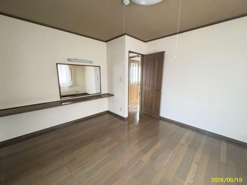 House in Hijirino Minami, Higashikagura – photo 16 of 26 – Higashikagura, Daisetsuzan Foothills, Hokkaido, Japan
