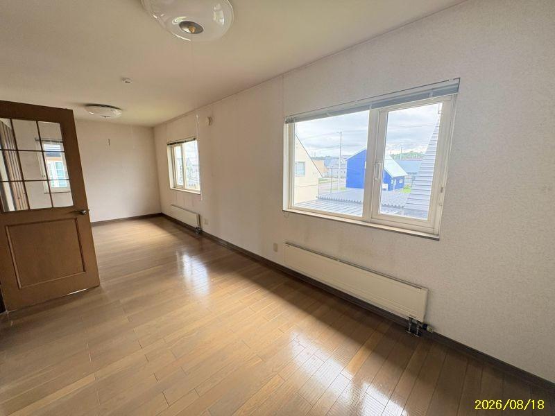House in Hijirino Minami, Higashikagura – photo 23 of 26 – Higashikagura, Daisetsuzan Foothills, Hokkaido, Japan