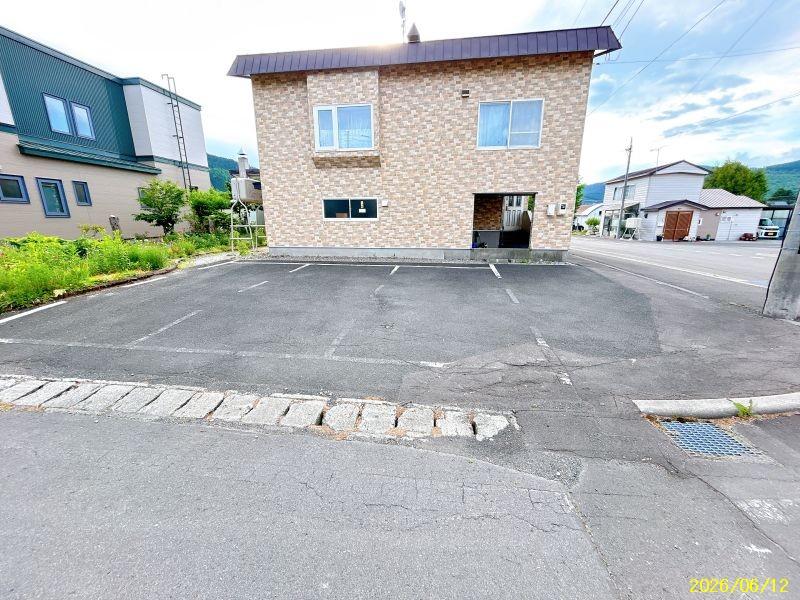 House in Ikutora, Minamifurano – photo 6 of 13 – Minamifurano, Furano Basin, Hokkaido, Japan