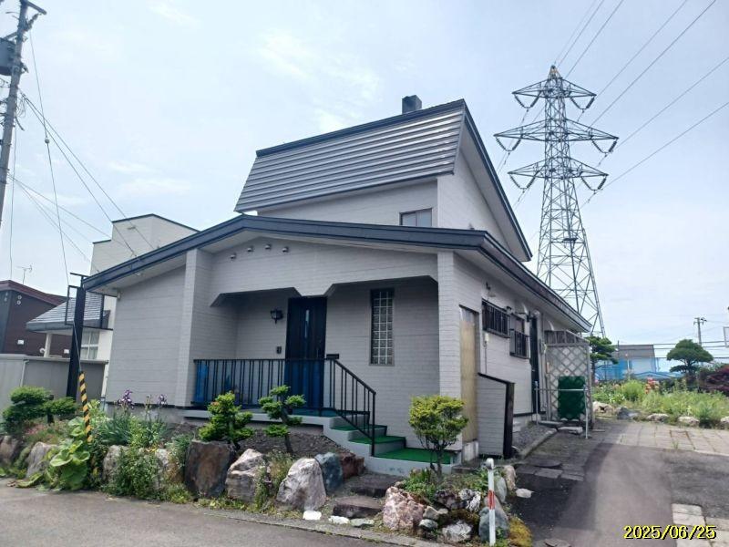 House in Kaguraoka, Asahikawa – Asahikawa, Asahikawa, Hokkaido, Japan