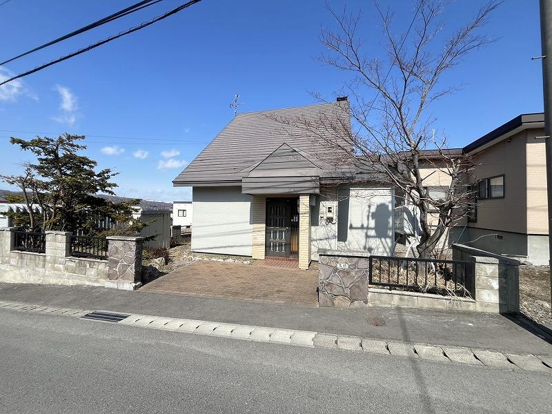 House in Kaguraoka, Asahikawa – photo 3 of 19 – Asahikawa, Asahikawa, Hokkaido, Japan