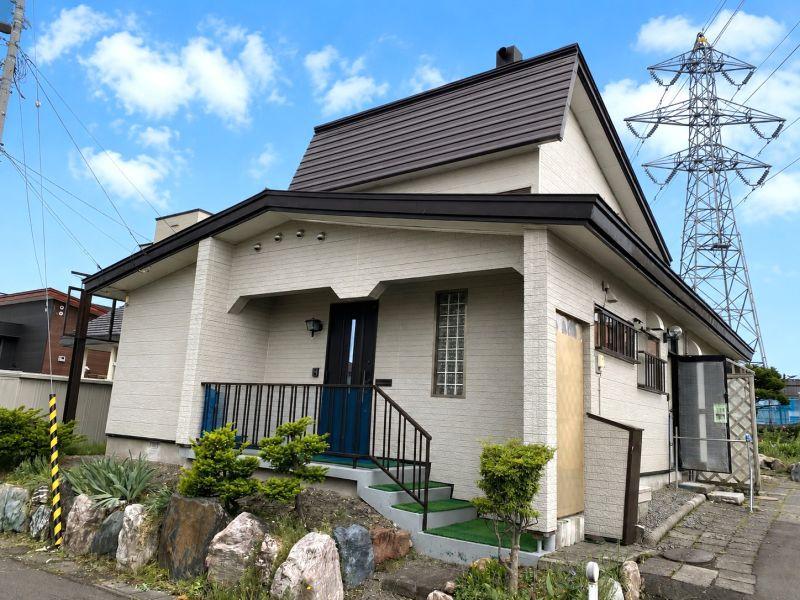 House in Kaguraoka, Asahikawa – Asahikawa, Asahikawa, Hokkaido, Japan
