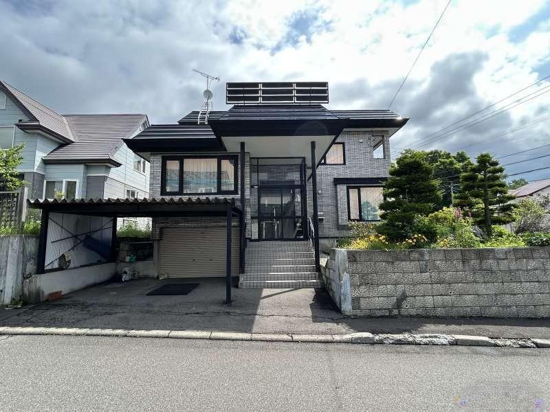 House in Kaguraoka, Asahikawa – photo 3 of 23 – Asahikawa, Asahikawa, Hokkaido, Japan