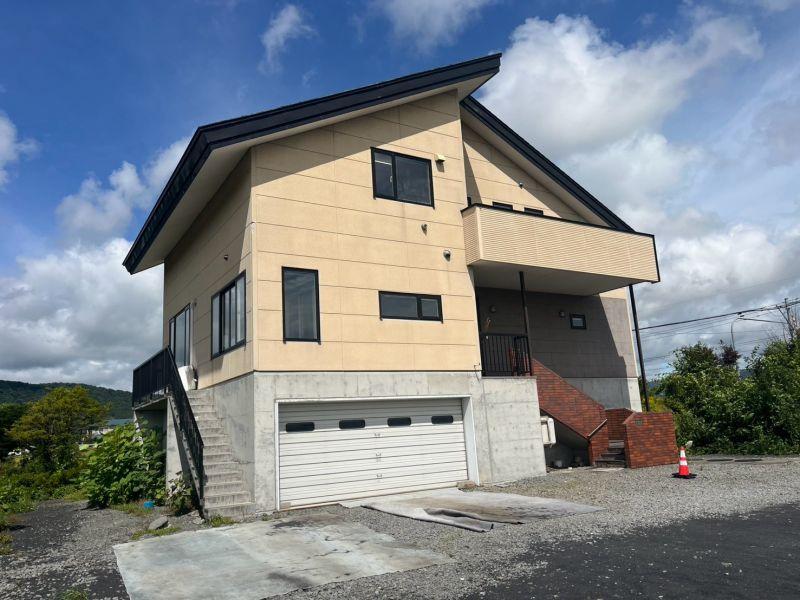 House in Kita, Pippu – Pippu, Daisetsuzan Foothills, Hokkaido, Japan