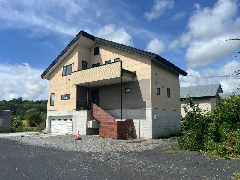 House in Kita, Pippu – photo 6 of 31 – Pippu, Daisetsuzan Foothills, Hokkaido, Japan