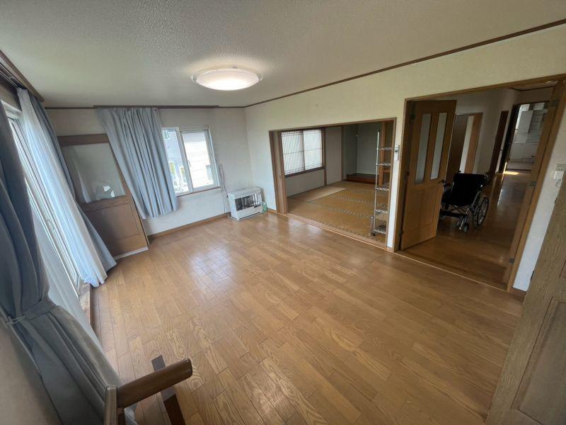 House in Kita, Pippu – photo 12 of 31 – Pippu, Daisetsuzan Foothills, Hokkaido, Japan
