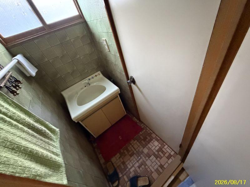 House in Kitamachi, Higashikawa – photo 6 of 17 – Higashikawa, Daisetsuzan Foothills, Hokkaido, Japan