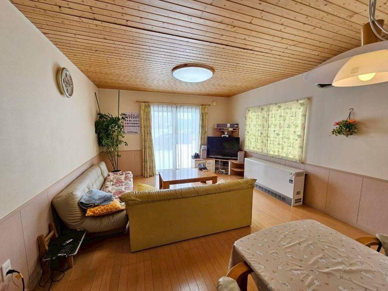 House in Kitano Higashi, Takasu – photo 8 of 20 – Takasu, Asahikawa, Hokkaido, Japan