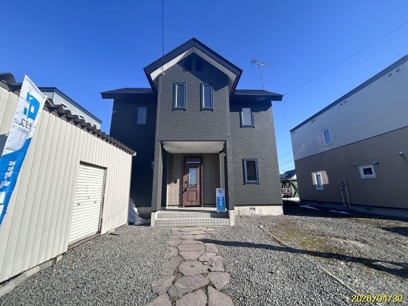 House in Kitano Higashi, Takasu – Takasu, Asahikawa, Hokkaido, Japan