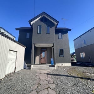 House in Kitano Higashi, Takasu