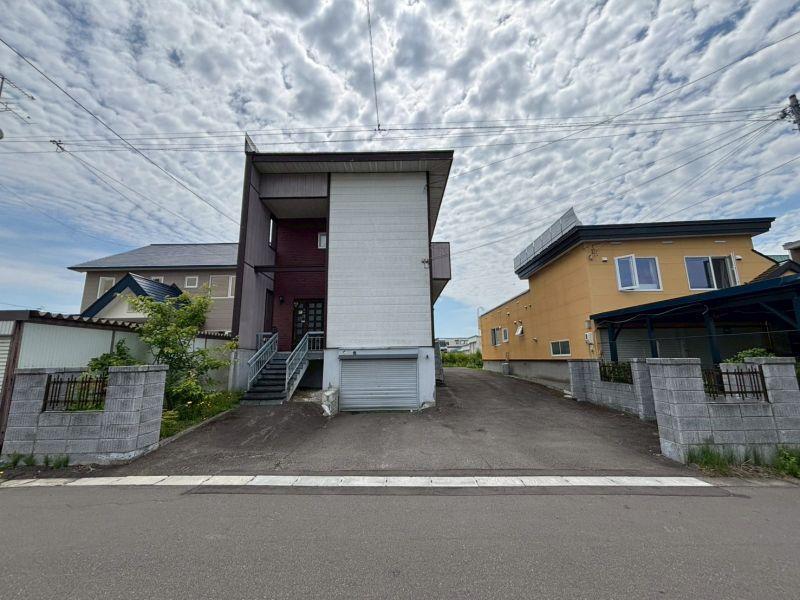 House in Kitano Nishi, Takasu – Takasu, Asahikawa, Hokkaido, Japan