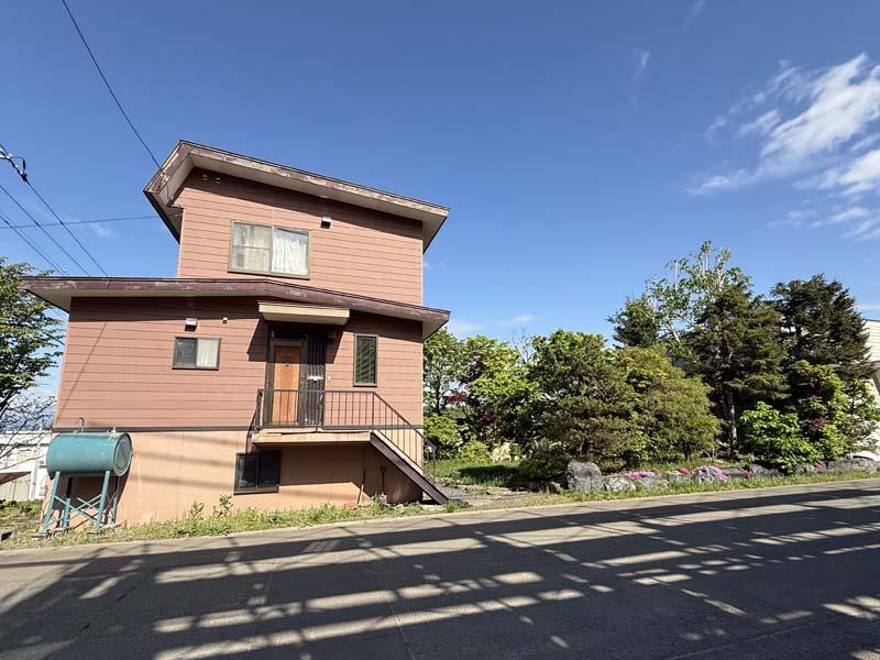 House in Kitanominechō, Furano – photo 3 of 8 – Furano, Furano Basin, Hokkaido, Japan