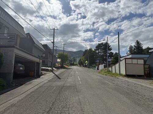 House in Kitanominecho, Furano – photo 4 of 7 – Furano, Furano Basin, Hokkaido, Japan