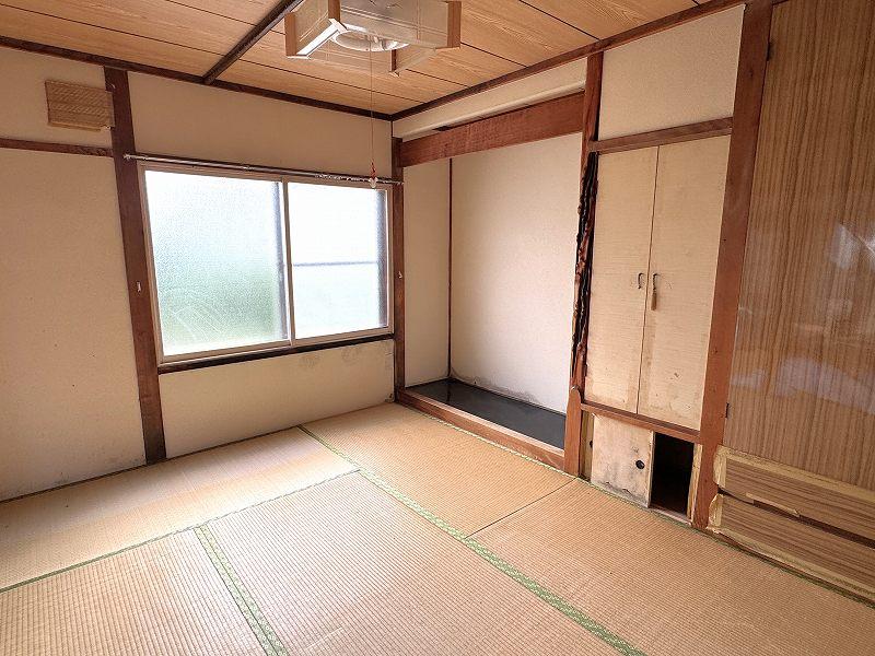 House in Kotobukichō, Biei – photo 10 of 31 – Biei, Daisetsuzan Foothills, Hokkaido, Japan