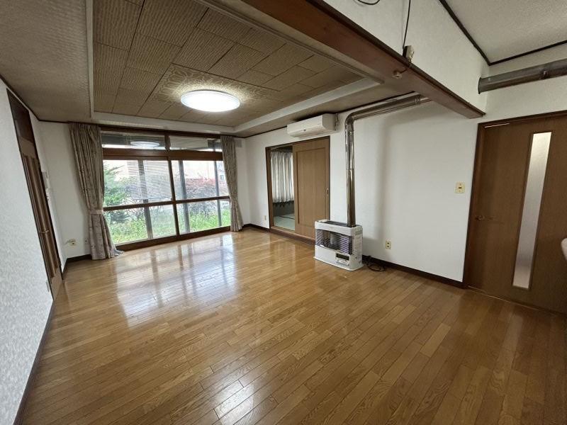 House in Midorigaoka, Asahikawa – photo 4 of 31 – Asahikawa, Asahikawa, Hokkaido, Japan