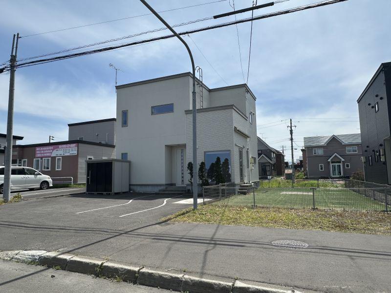 House in Minami, Takasu – Takasu, Asahikawa, Hokkaido, Japan