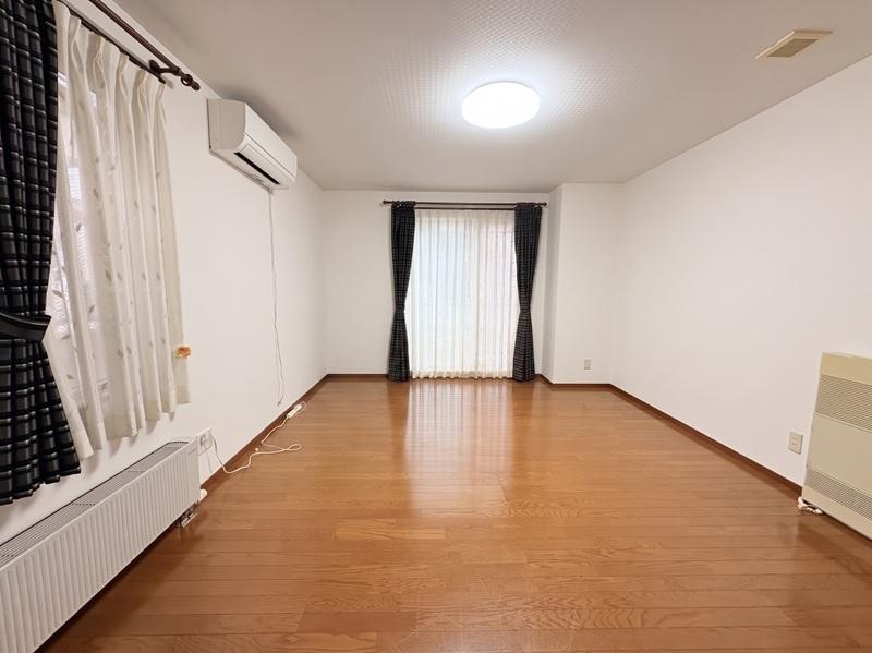 House in Minami 8 Jōdōri, Asahikawa – photo 4 of 29 – Asahikawa, Asahikawa, Hokkaido, Japan