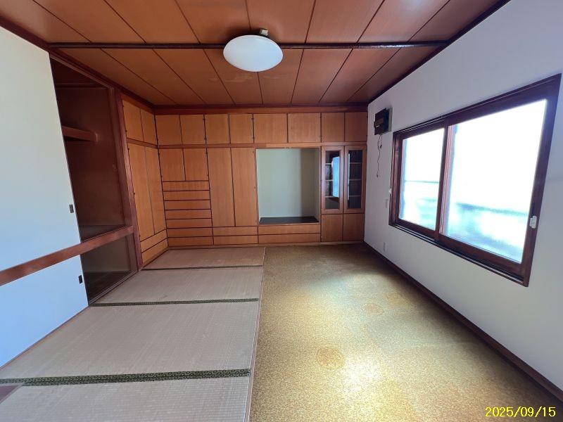 House in Minamimachi, Biei – photo 4 of 32 – Biei, Daisetsuzan Foothills, Hokkaido, Japan
