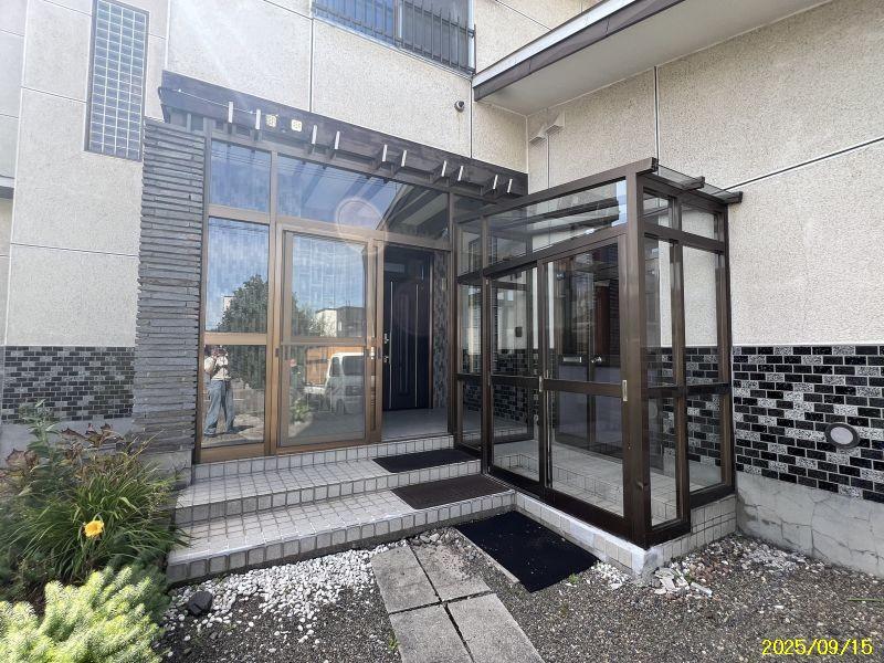 House in Minamimachi, Biei – photo 30 of 32 – Biei, Daisetsuzan Foothills, Hokkaido, Japan