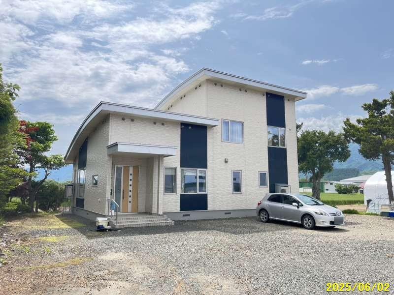 House in Minamiogiyama, Furano – photo 2 of 11 – Furano, Furano Basin, Hokkaido, Japan