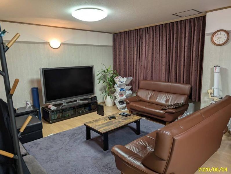 House in Motomachi, Biei – photo 10 of 32 – Biei, Daisetsuzan Foothills, Hokkaido, Japan