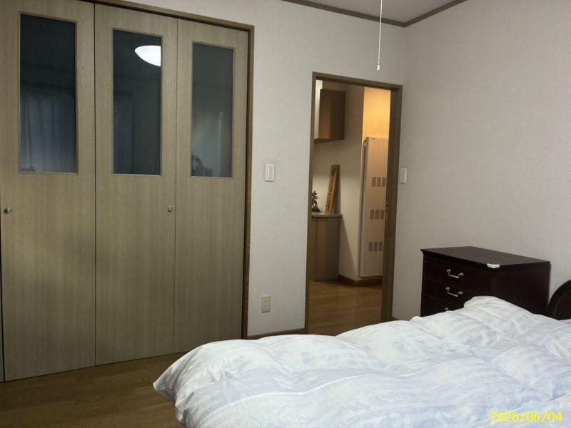 House in Motomachi, Biei – photo 18 of 32 – Biei, Daisetsuzan Foothills, Hokkaido, Japan