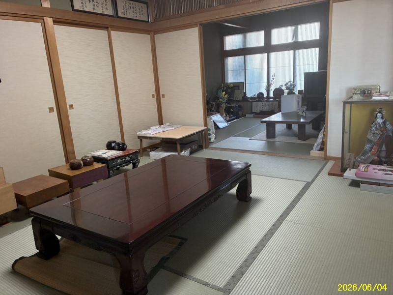 House in Motomachi, Biei – photo 22 of 32 – Biei, Daisetsuzan Foothills, Hokkaido, Japan