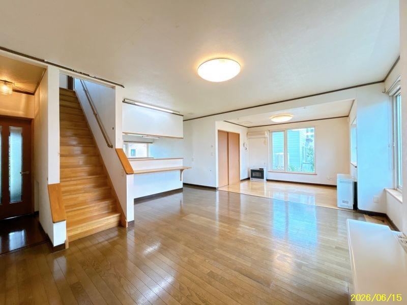 House in Motomachi, Kamifurano – photo 8 of 32 – Kamifurano, Furano Basin, Hokkaido, Japan