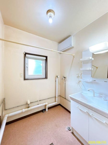 House in Motomachi, Kamifurano – photo 21 of 32 – Kamifurano, Furano Basin, Hokkaido, Japan