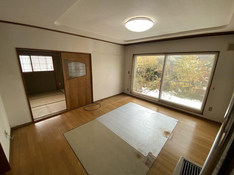 House in Motomachi, Kamifurano – photo 13 of 25 – Kamifurano, Furano Basin, Hokkaido, Japan