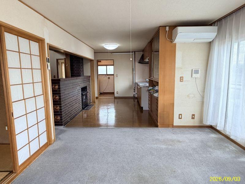 House in Motomachi, Biei – photo 5 of 30 – Biei, Daisetsuzan Foothills, Hokkaido, Japan