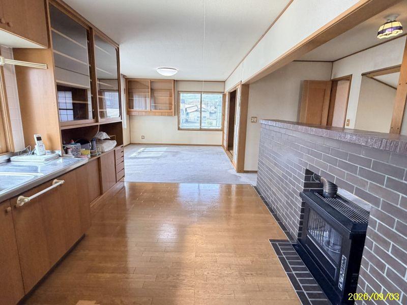 House in Motomachi, Biei – photo 9 of 30 – Biei, Daisetsuzan Foothills, Hokkaido, Japan