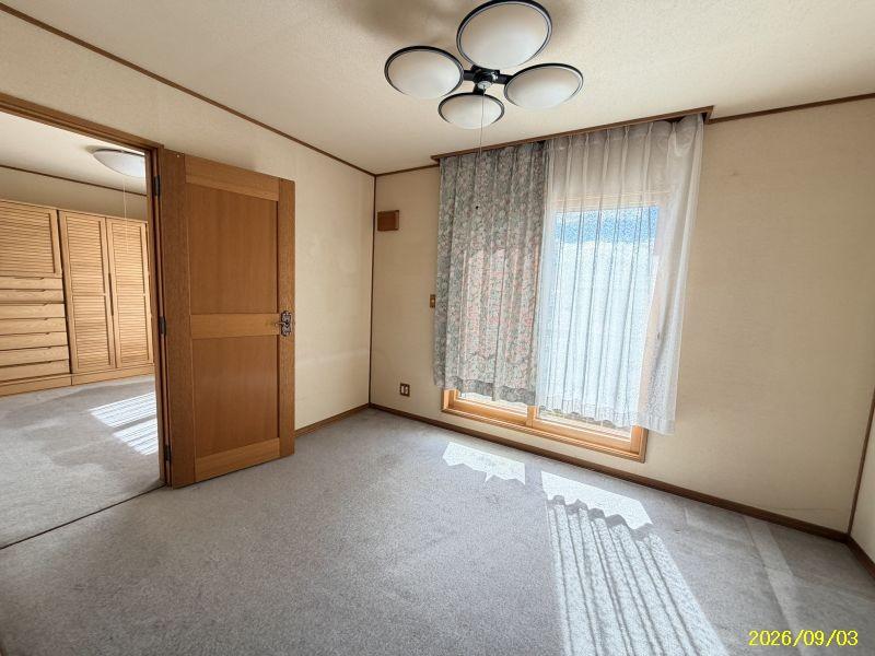 House in Motomachi, Biei – photo 12 of 30 – Biei, Daisetsuzan Foothills, Hokkaido, Japan