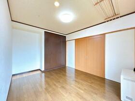 House in Motomachi, Kamifurano – photo 5 of 17 – Kamifurano, Furano Basin, Hokkaido, Japan