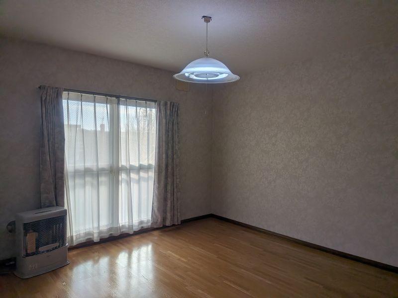 House in Nagayama, Asahikawa – photo 16 of 19 – Asahikawa, Asahikawa, Hokkaido, Japan